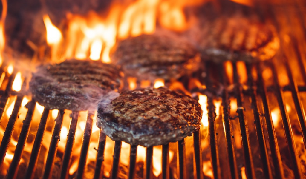 What Temperature Do You Grill Frozen Burgers?